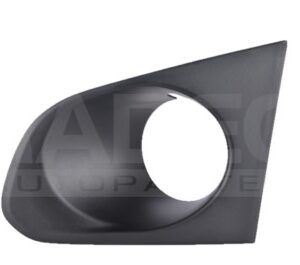REJILLA FASCIA DELANTERA CV TRAX 13-16 4 PUERTAS NEGRA C/HOYO ORIGINAL IZQ